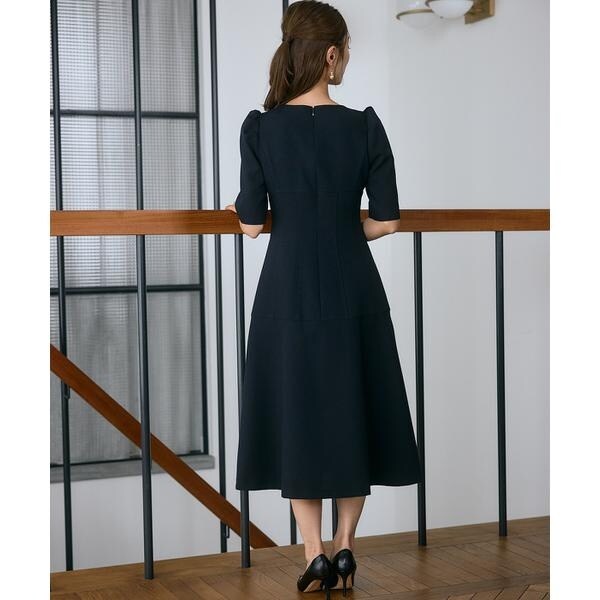 マーリエ ル カセット（Maglie le cassetto）/《M Maglie le cassetto×吉田理紗》クチュールシルエットワンピース