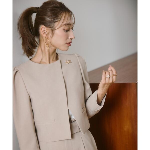 マーリエ ル カセット（Maglie le cassetto）/《M Maglie le cassetto×吉田理紗》アシメショートジャケット