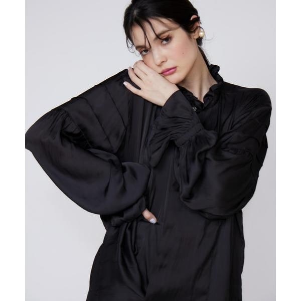 マーリエ ル カセット（Maglie le cassetto）/《M Maglie le cassetto》ユニセックスブラウス