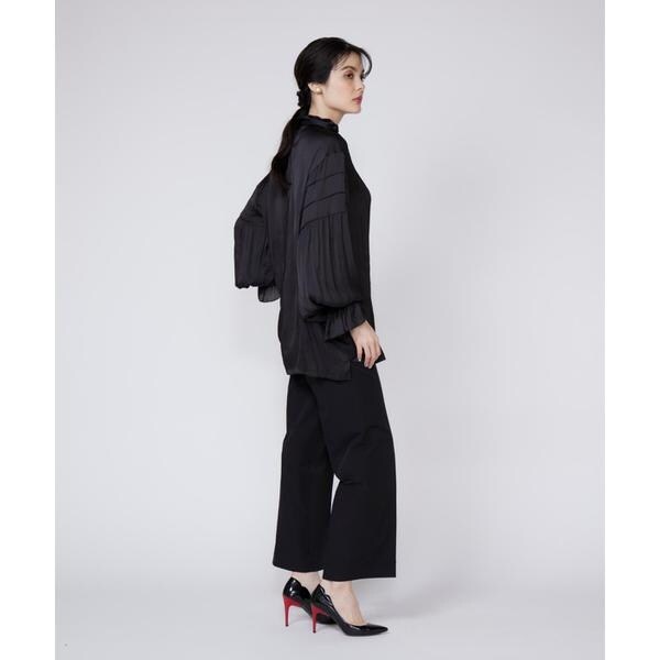 マーリエ ル カセット（Maglie le cassetto）/《M Maglie le cassetto》ユニセックスブラウス