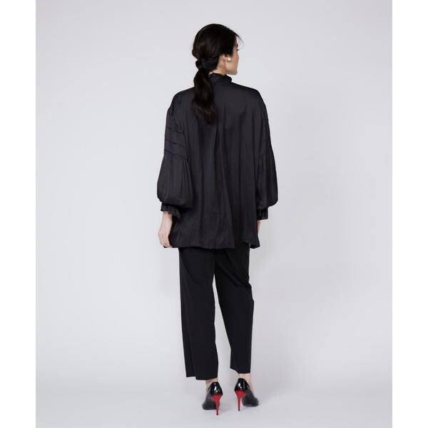 マーリエ ル カセット（Maglie le cassetto）/《M Maglie le cassetto》ユニセックスブラウス