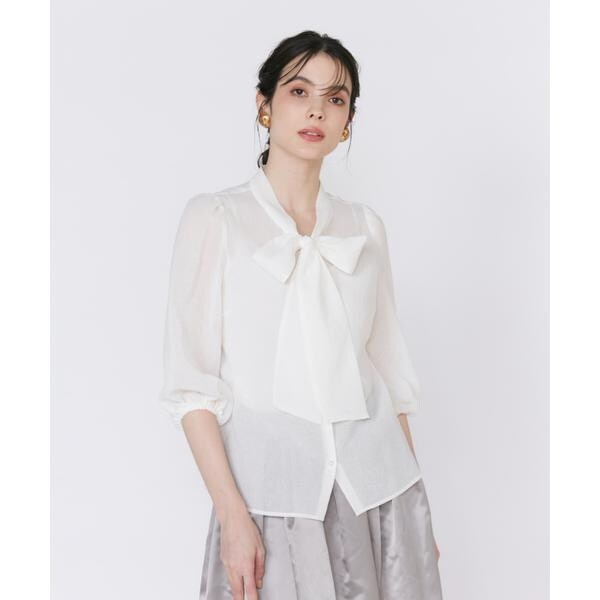 マーリエ ル カセット（Maglie le cassetto）/《大きいサイズ》シアーボウタイブラウス