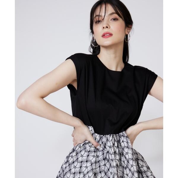 マーリエ ル カセット（Maglie le cassetto）/《大きいサイズ》刺繍レースドッキングカットソー