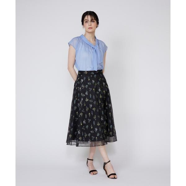 マーリエ ル カセット（Maglie le cassetto）/《大きいサイズ》アシンメトリーシアーカットソー