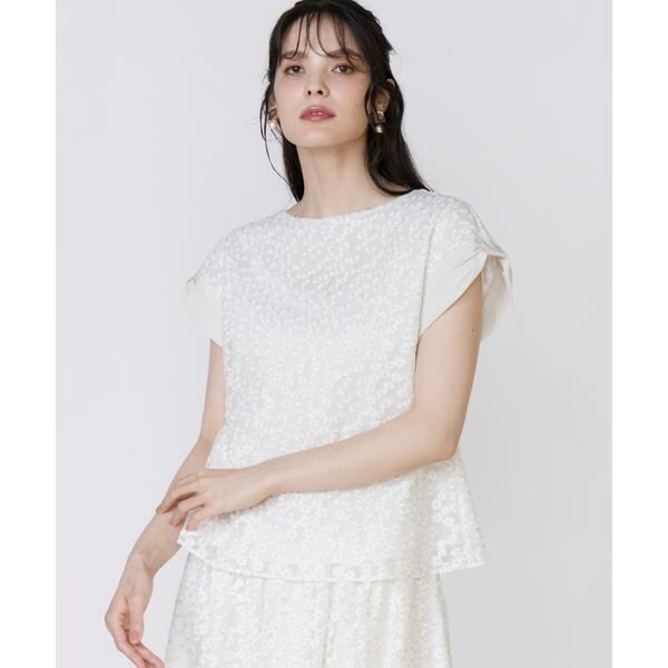 マーリエ ル カセット（Maglie le cassetto）/《大きいサイズ》フラワー刺繍ブラウス