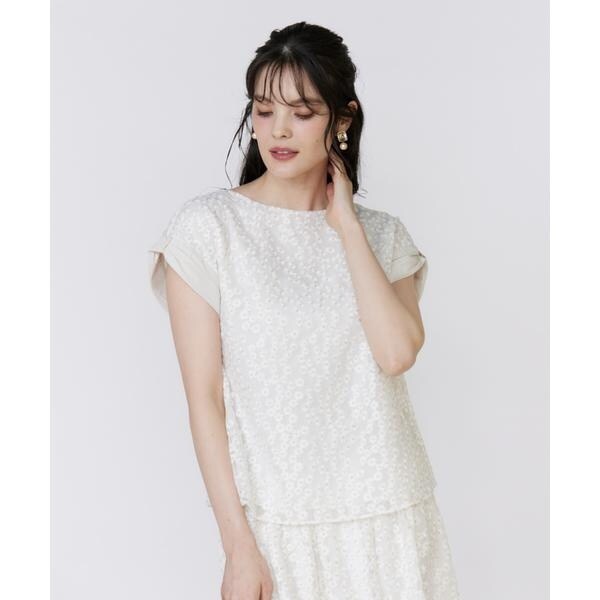 マーリエ ル カセット（Maglie le cassetto）/《大きいサイズ》フラワー刺繍ブラウス