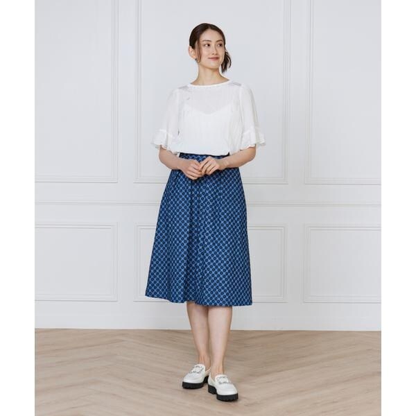 マーリエ ル カセット（Maglie le cassetto）/《M Maglie le cassetto》フラワー刺繍デニムスカート