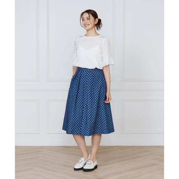 マーリエ ル カセット（Maglie le cassetto）/《M Maglie le cassetto》フラワー刺繍デニムスカート