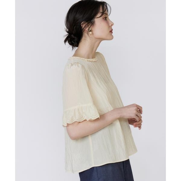 マーリエ ル カセット（Maglie le cassetto）/《大きいサイズ》シャドーストライプレースブラウス