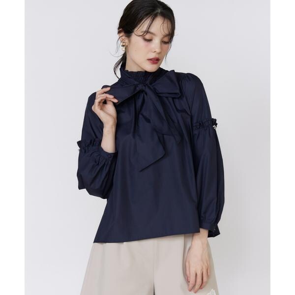 マーリエ ル カセット（Maglie le cassetto）/《大きいサイズ》袖ビジューボウタイブラウス