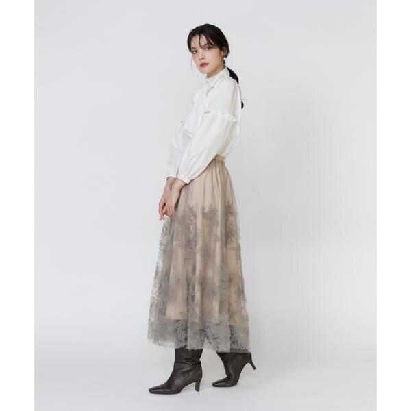 マーリエ ル カセット（Maglie le cassetto）/《大きいサイズ》袖ビジューボウタイブラウス