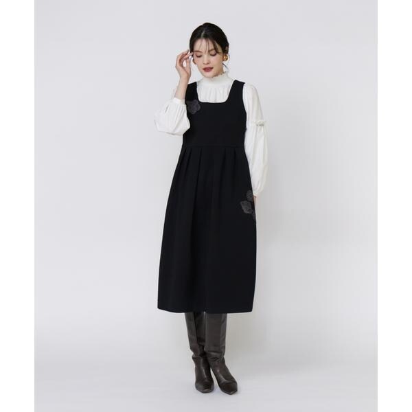 マーリエ ル カセット（Maglie le cassetto）/《大きいサイズ》袖ビジューボウタイブラウス