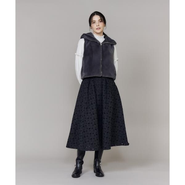 マーリエ ル カセット（Maglie le cassetto）/《大きいサイズ》ふわふわファーフーディジレ《M Maglie le cassetto》