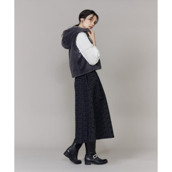 マーリエ ル カセット（Maglie le cassetto）/《大きいサイズ》ふわふわファーフーディジレ《M Maglie le cassetto》