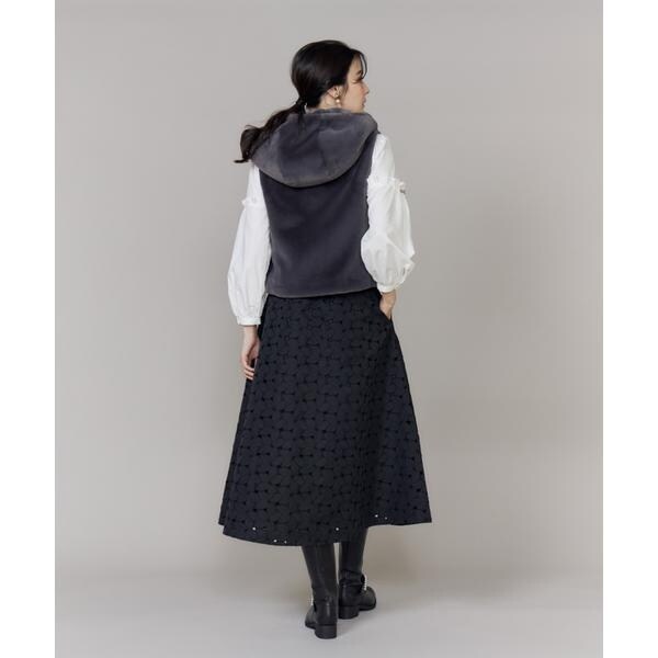 マーリエ ル カセット（Maglie le cassetto）/《大きいサイズ》ふわふわファーフーディジレ《M Maglie le cassetto》