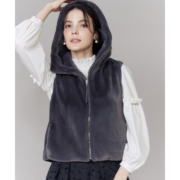 マーリエ ル カセット（Maglie le cassetto）/《大きいサイズ》ふわふわファーフーディジレ《M Maglie le cassetto》