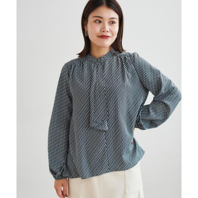 ルクールブラン（le．coeur blanc）/《手洗い可能》デシンキカプリントスカーフタイブラウス