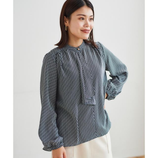 ルクールブラン（le．coeur blanc）/《手洗い可能》デシンキカプリントスカーフタイブラウス