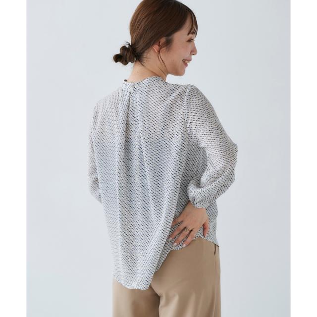 ルクールブラン（le．coeur blanc）/《手洗い可能》デシンキカプリントスカーフタイブラウス