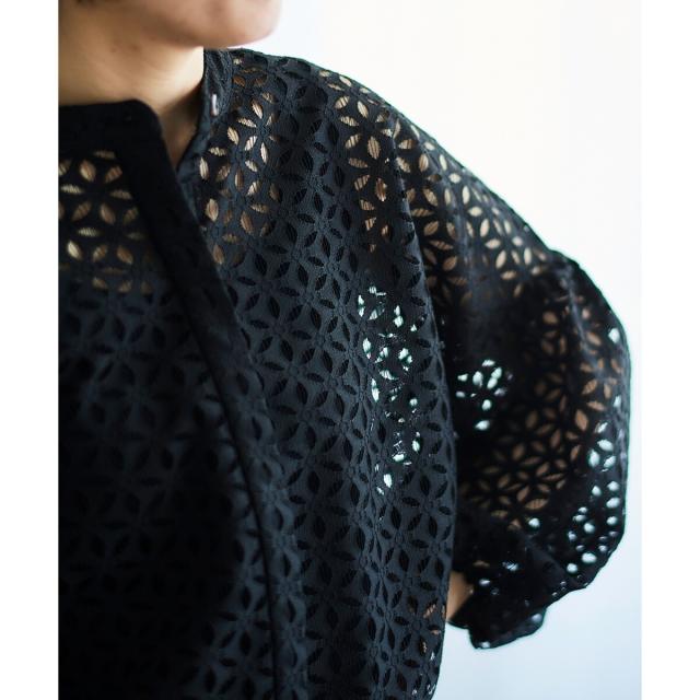 ルクールブラン（le．coeur blanc）/《手洗い可能》TORRAZZO DONNA 別注レースブラウス