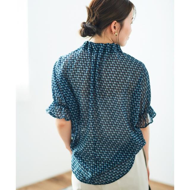 ルクールブラン（le．coeur blanc）/シフォン幾何柄プリントブラウス