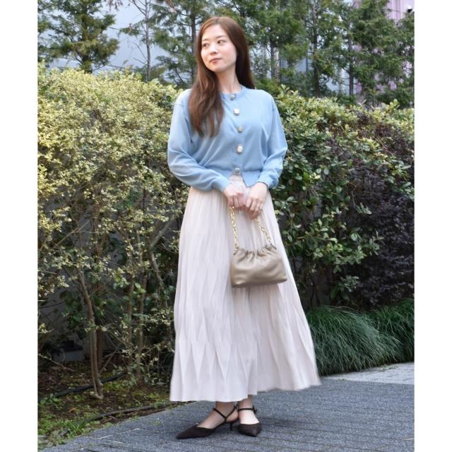 ルクールブラン（le．coeur blanc）/《手洗い可能》TORRAZZO DONNAビジュー釦カーデ