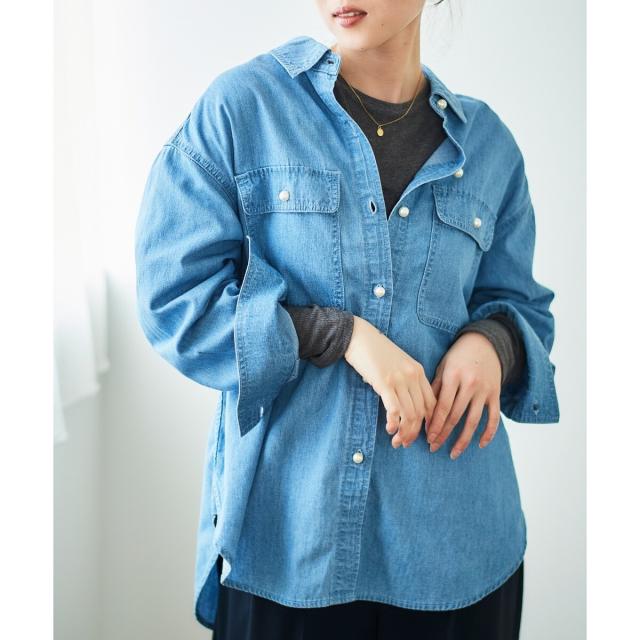 ルクールブラン（le．coeur blanc）/《軽いシャツ素材》パールボタンデニムシャツ
