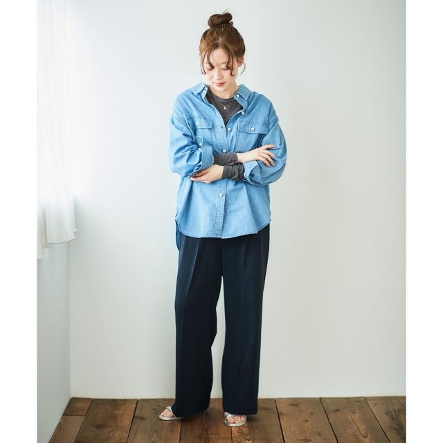 ルクールブラン（le．coeur blanc）/《軽いシャツ素材》パールボタンデニムシャツ