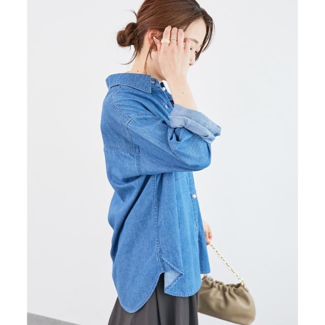 ルクールブラン（le．coeur blanc）/《軽いシャツ素材》パールボタンデニムシャツ