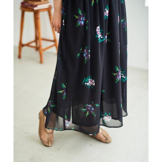 ルクールブラン（le．coeur blanc）/《WEB/一部店舗限定アイテム》KAZUMIDOIボタニカルギャザーワンピース