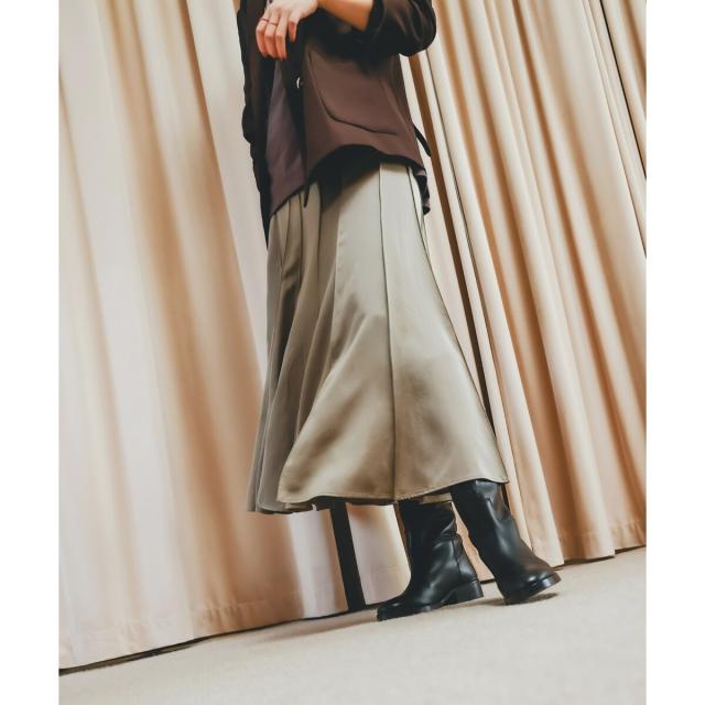 ルクールブラン（le．coeur blanc）/《手洗い可能》フィブリルサテンパネルプリーツスカート