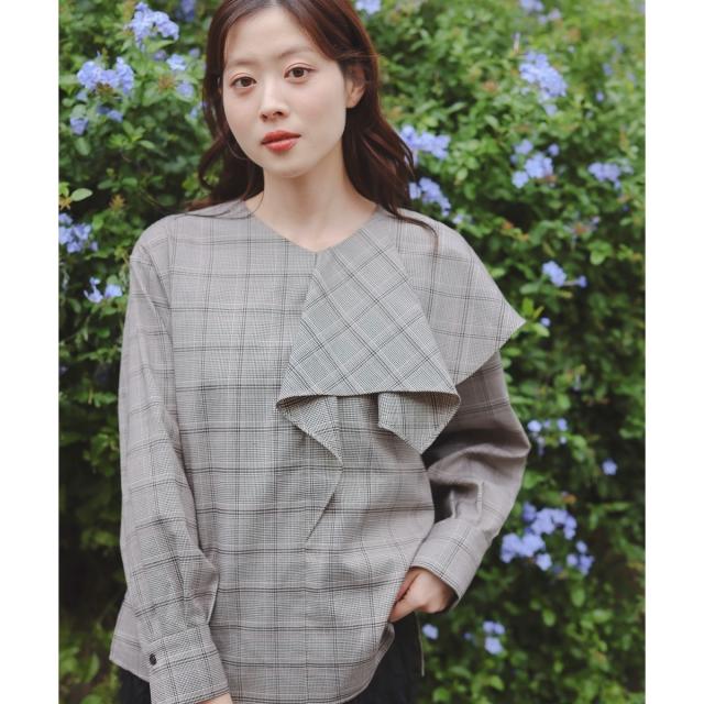 【NEW】ルクールブラン（le．coeur blanc）/アシメフリルケープチェックブラウス