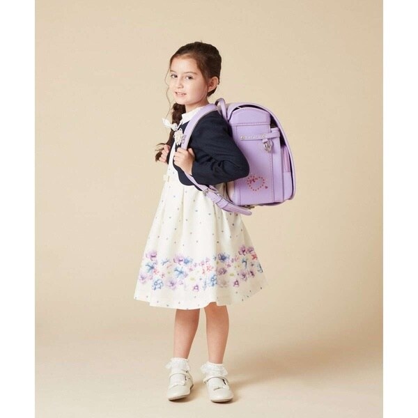 a.v.v アーヴェヴェ　フォーマル　120 入学式　卒園式　女の子　ワンピース a.v.v アーヴェヴェ フォーマル 120 入学式 卒園式 女の子 ワンピース