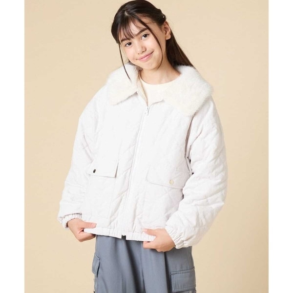 頭石、霊峰、桜石、そして金箔を張ったような紋様の桜石です。