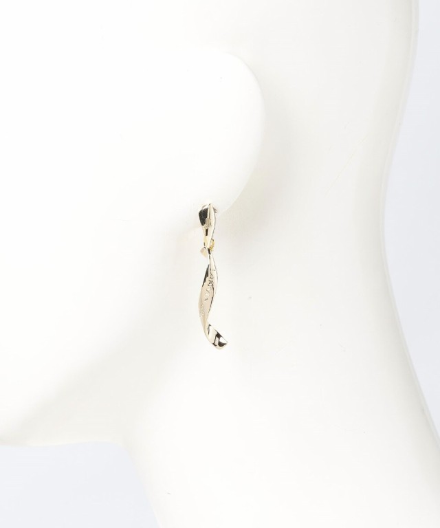 ランバン オン ブルー（LANVIN en Bleu）/メタリックリボン ピアス
