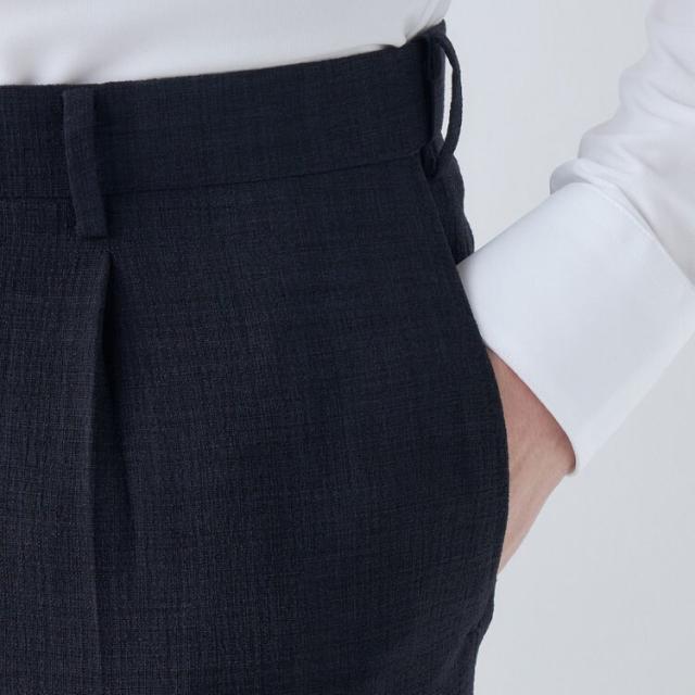 スーツセレクト（SUIT SELECT）/【洗えるテーパードパンツ】ワンタック スラックス ネイビー無地 撥水加工 ※裾上げ済み仕様_7