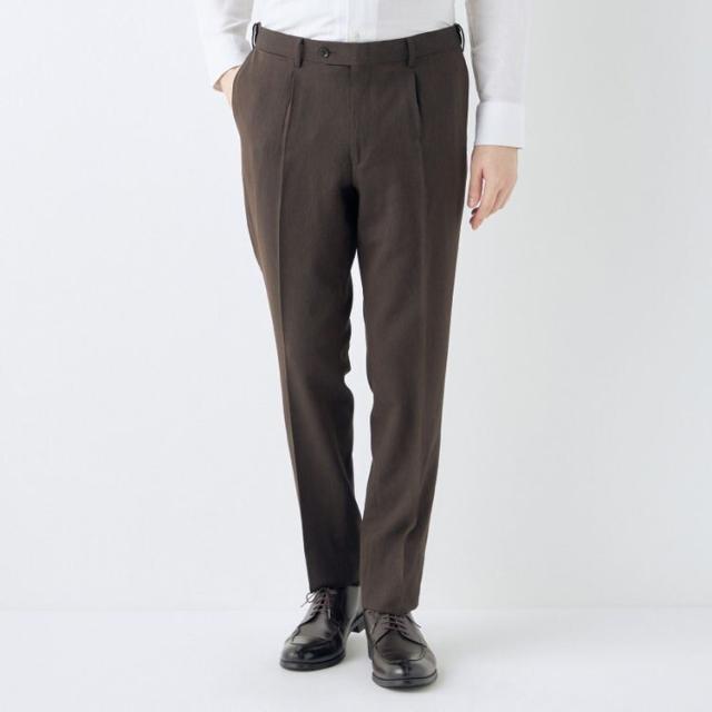 スーツセレクト（SUIT SELECT）/【洗えるテーパードパンツ】ワンタック スラックス ブラウン無地 撥水加工 ※裾上げ済み仕様