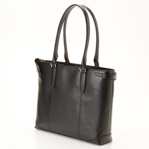 極美品！ ultima TOKYO ウルティマ・トーキョー BY ACE 牛革 エンボス加工 レザークラッチバッグ 書類ケース A4対応 黒 メンズ 日本製 ワンシーズン使用 ウルティマトーキョー ultima Tokyo リュック 極美品