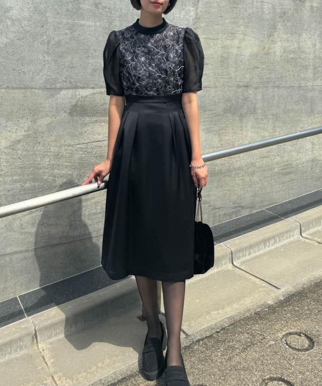 オードリーアンドジョンワッド（Audrey and John Wad）/【結婚式/二次会/パーティ】オーガンジー刺繍×サテン切り替えドレス