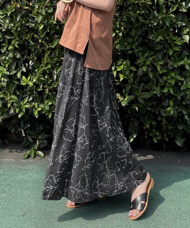 オードリーアンドジョンワッド（Audrey and John Wad）/【2サイズ展開/裏地付】フラワープリントマーメイドフレアスカートの通販は