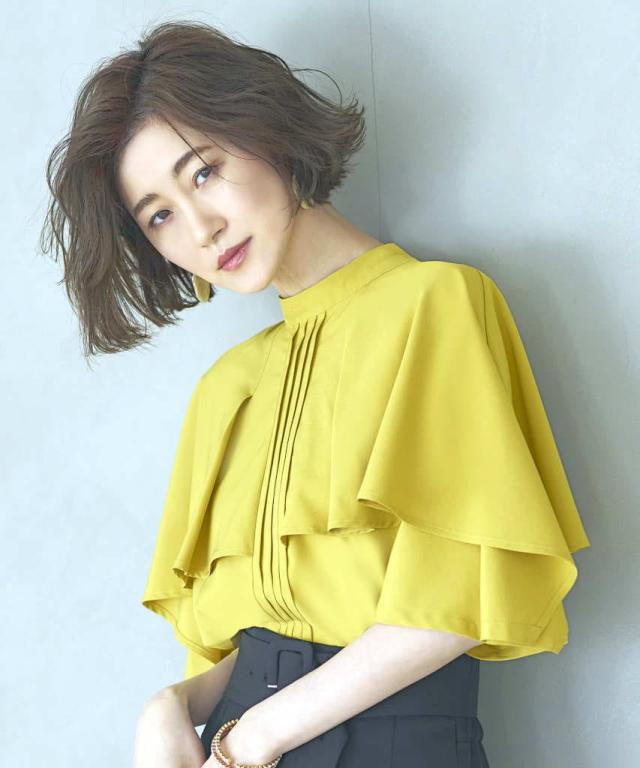 ルイルエブティック/【手洗い】【S〜3L】ピンタックケープスタンドカラーブラウスの通販は 5,711円