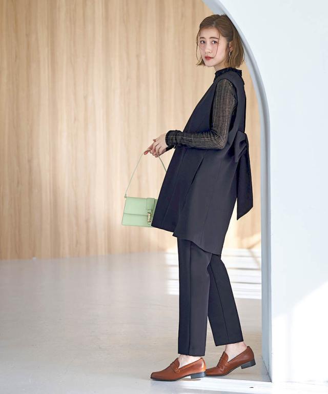 ルイルエブティック（RUIRUE BOUTIQUE）/Vネックバックリボンジレ