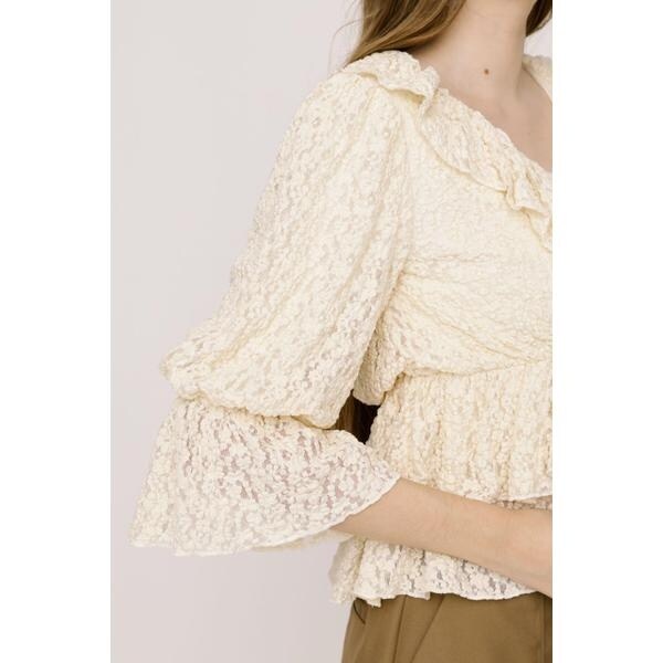 【タグ付き】SLY CUT LACE RUFFLE ブラウス スライ（SLY）/CUT LACE RUFFLE ブラウスの通販はau PAY マーケット