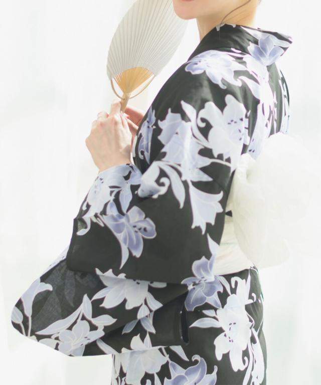 リブルーム（Rebloom）/下駄つき浴衣5点セット 月下の百合調べ (浴衣 兵児帯 腰紐2本 下駄) リブルーム（Rebloom）/下駄つき浴衣5点セット 月下の百合調べ (浴衣