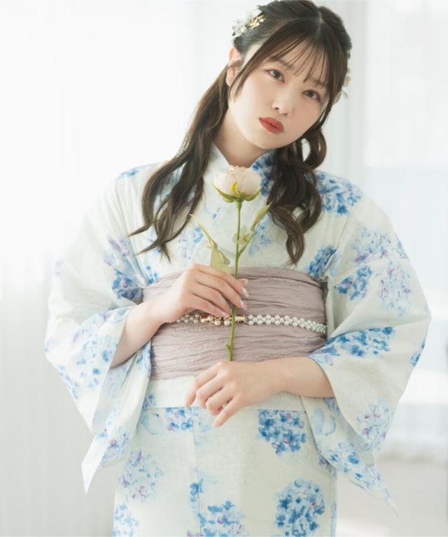 市田ひろみ☆反物浴衣☆ブルーグリーン地に扇子と桜柄no44