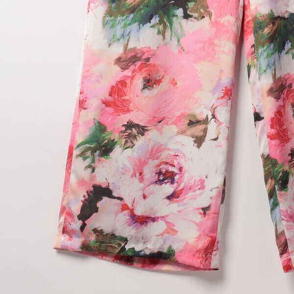 新品、未使用。scapa のビンダフラワーサテンスカート SCAPA