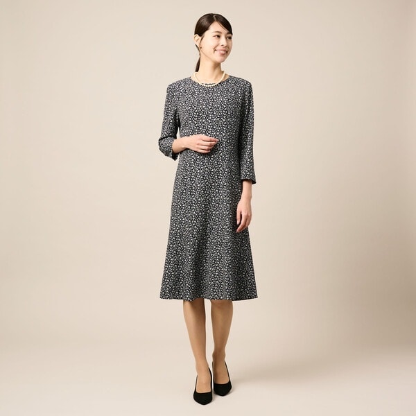 新作セール DKNY ワンピース 美ライン ルーシング ラップ風 新作セール DKNY ワンピース 美ライン ルーシング ラップ風