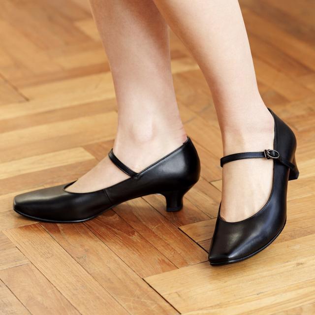 HIMIKO（HIMIKO）/撥水＜3．5cmヒール＞ストラップ付ブラックパンプス