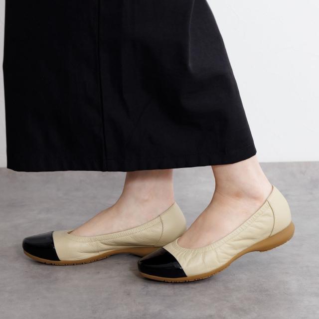 【お値下げしました✩.*˚】✽新品未使用品✽ 卑弥呼ふかふかスニーカーパンプス❤︎ お値下げしました✩.*˚】✽新品未使用品✽ 卑弥呼ふかふかスニーカー
