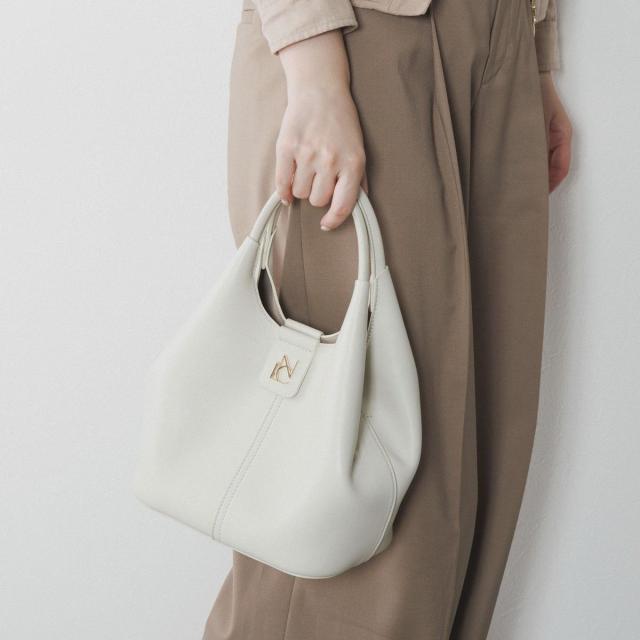 HIMIKO（HIMIKO）/ポーチ付き◇【NICAL】【本革】【卑弥呼25SS